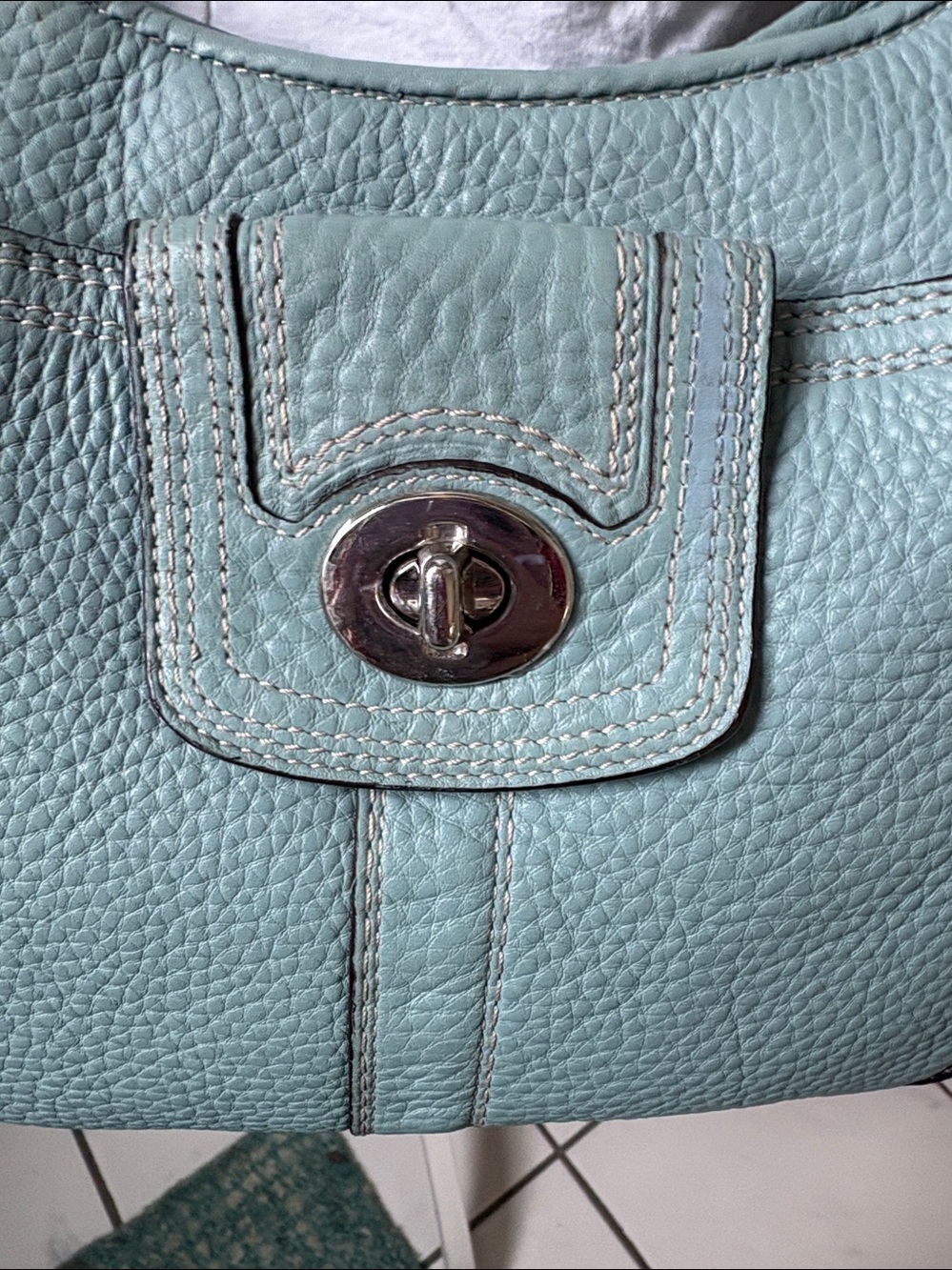 Coach shoulder bag Crossbody bag pebbled Leather icy mint green turn lock - Picture 4 of 17